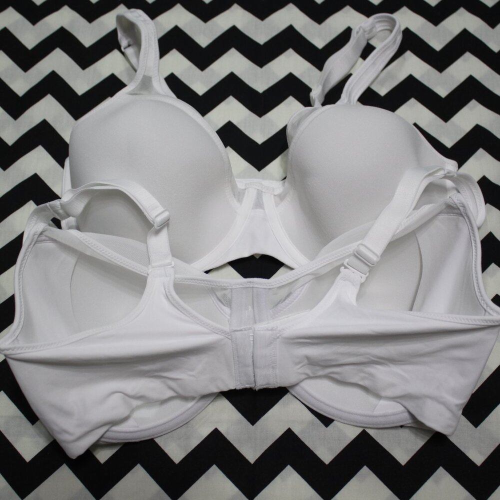 Bali One Smooth U Ultra Light Underwire Bras (2 Bras)---Size: 34D - Picture 3 of 9